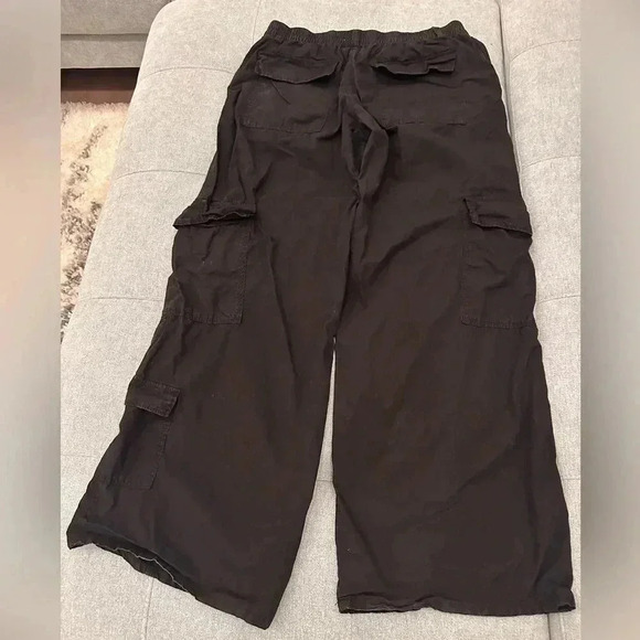 Zara Cargo Pants - Picture 2 of 3